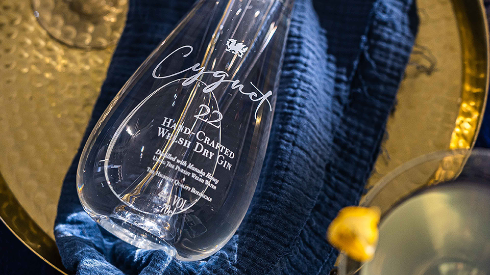 Cygnet 22 Wins ‘Best Glass Design’