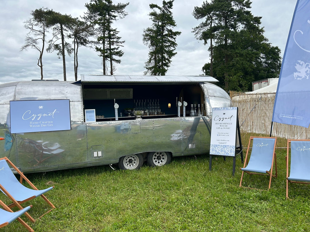 Cheers to Success: Cygnet Gin Stars at Lounge Fest for Loungers & Cosy Club